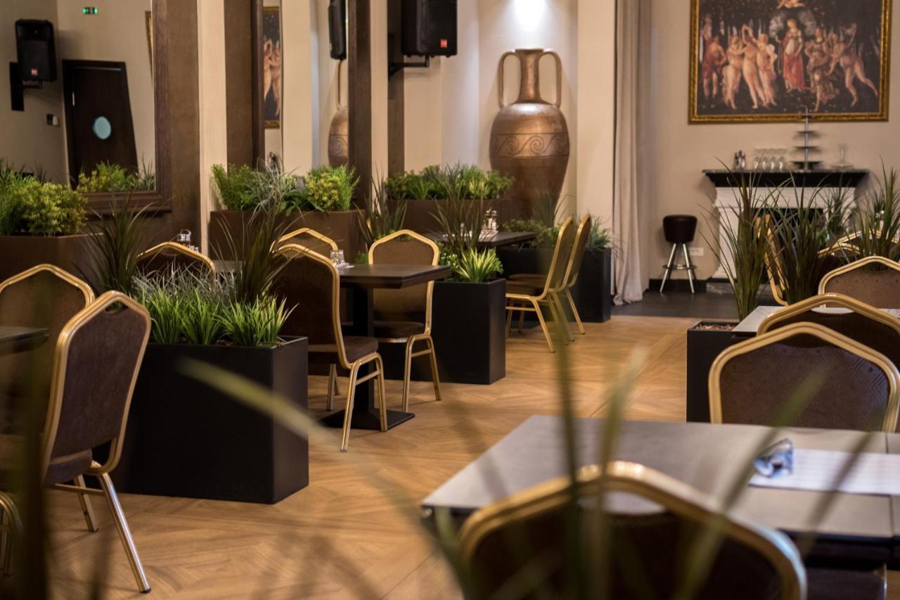 Hotel Grand Hedonist Pančevo Exteriér fotografie
