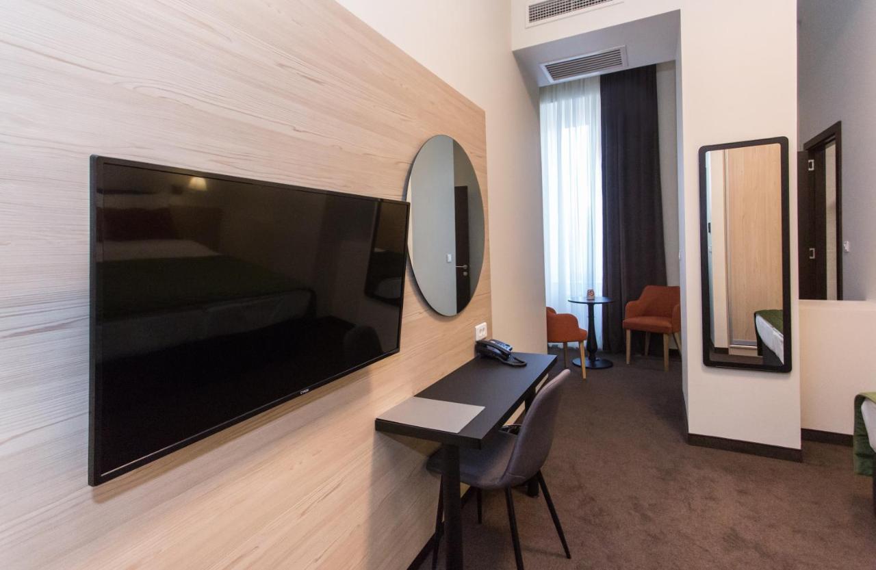 Hotel Grand Hedonist Pančevo Exteriér fotografie