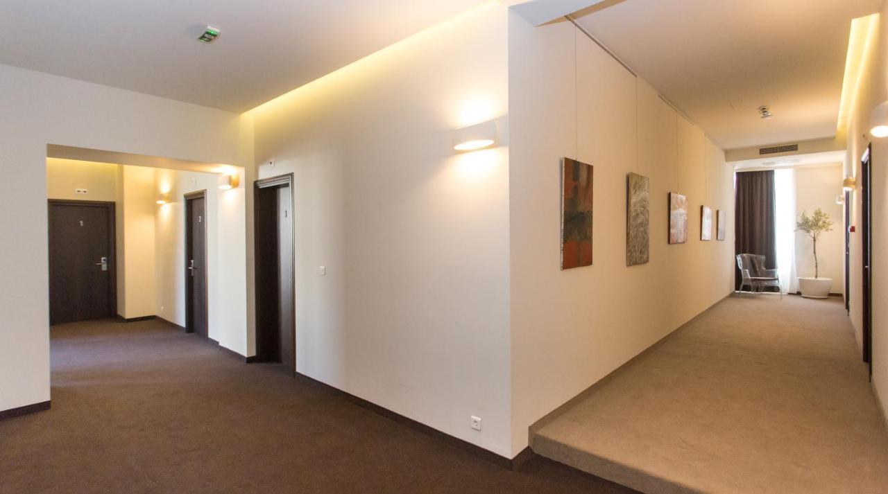 Hotel Grand Hedonist Pančevo Exteriér fotografie