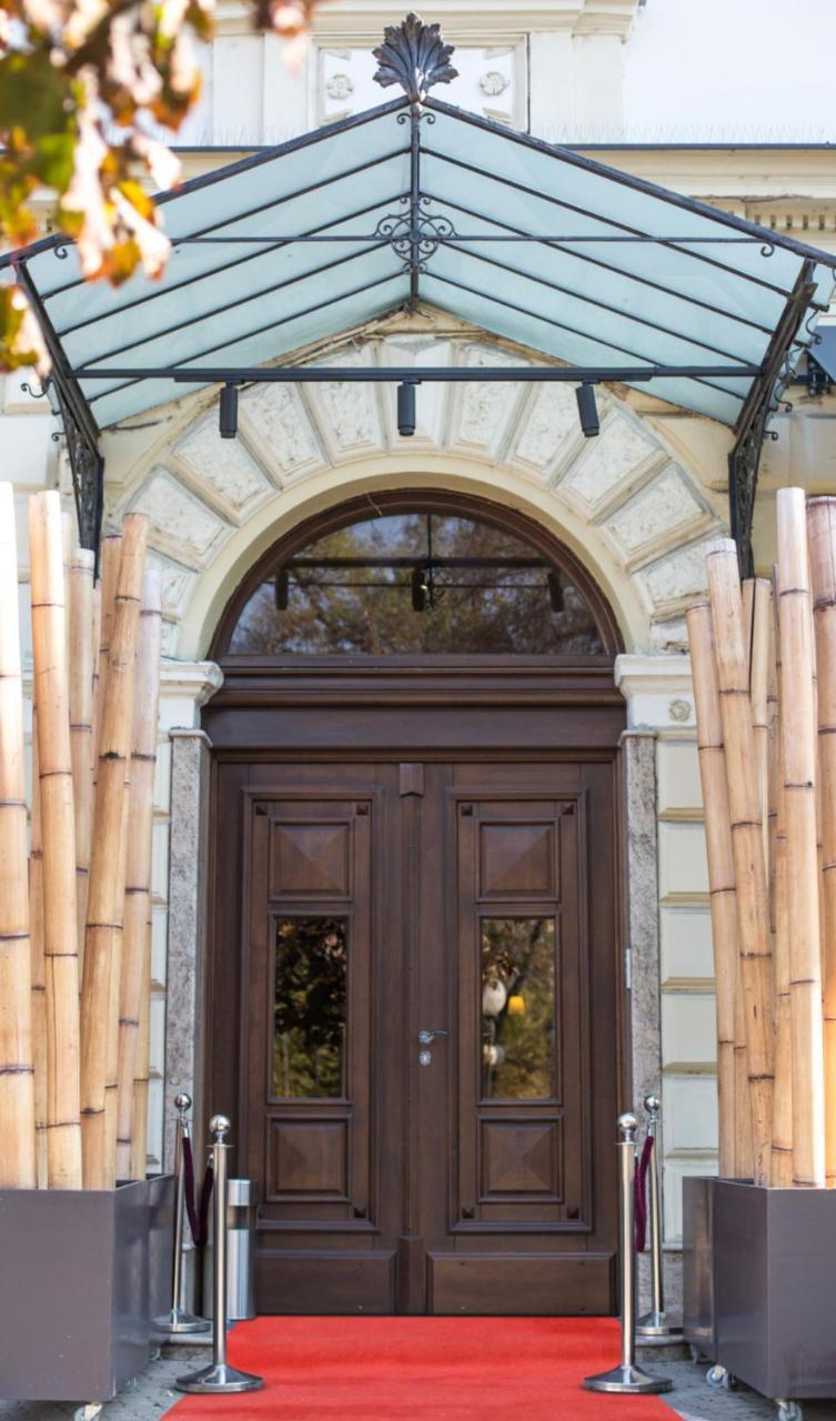 Hotel Grand Hedonist Pančevo Exteriér fotografie
