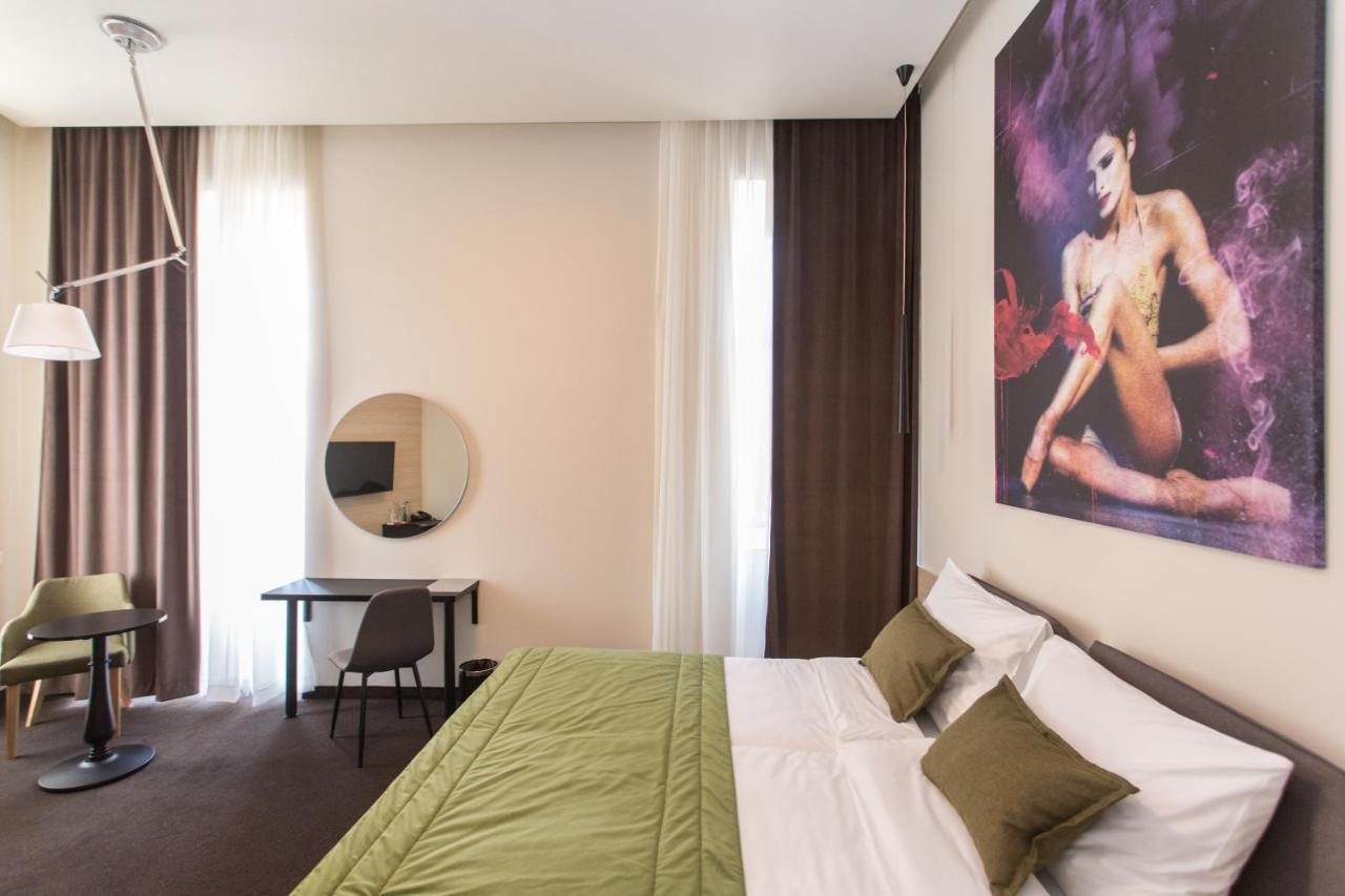 Hotel Grand Hedonist Pančevo Exteriér fotografie