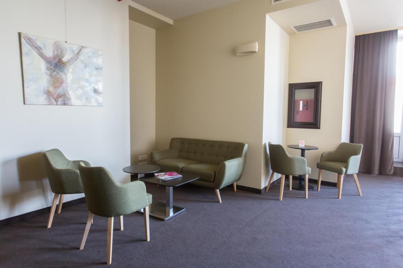 Hotel Grand Hedonist Pančevo Exteriér fotografie