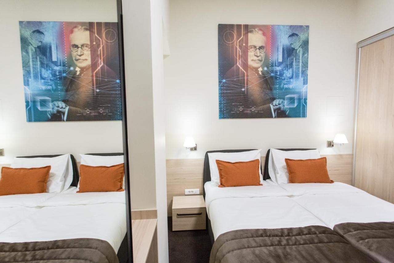 Hotel Grand Hedonist Pančevo Exteriér fotografie